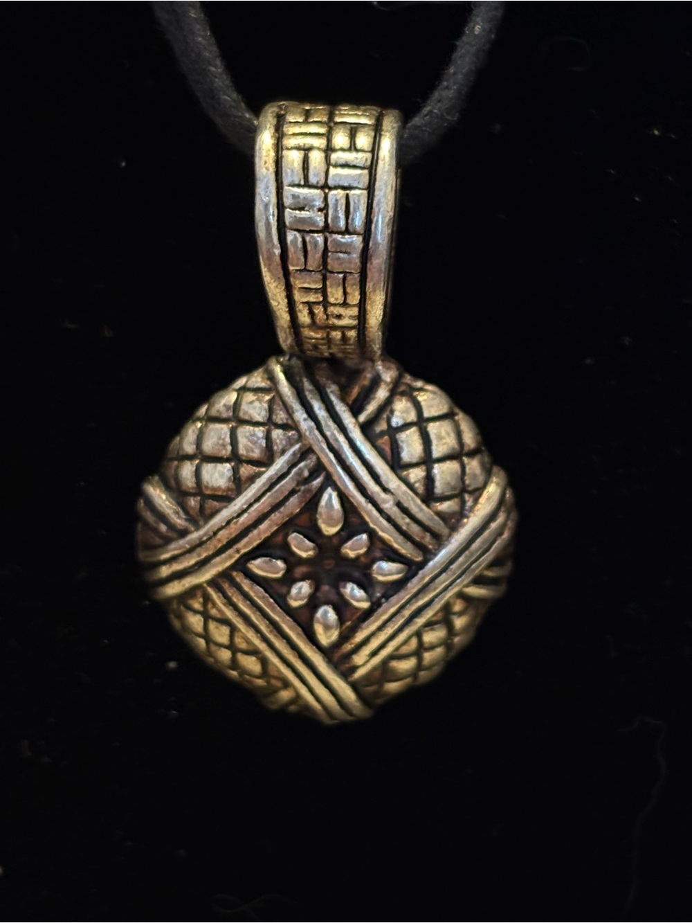 Silver tone Metallic Pendant on black Chord - 15”  Unique Excellent Condition